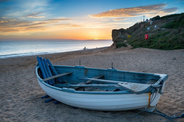 Unleash style and warmth with top men's winter jackets